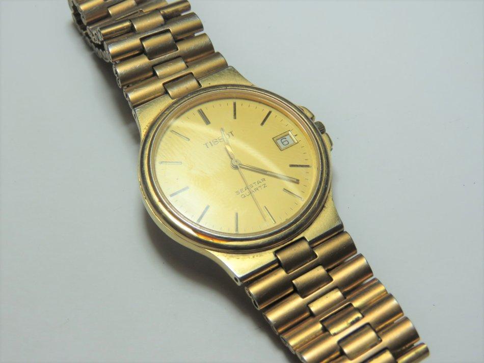 Men s Watches Vintage Tissot Seastar quartz mens watch was sold